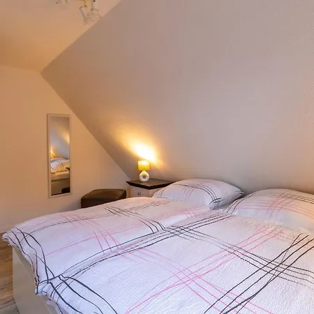 Sperlingnest Ostfriesland *